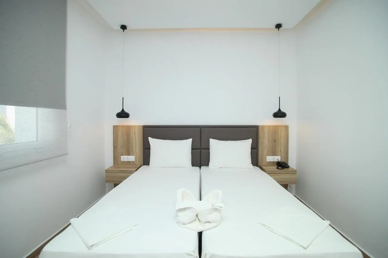 Aparthotel Naias Chaniotis 3*,