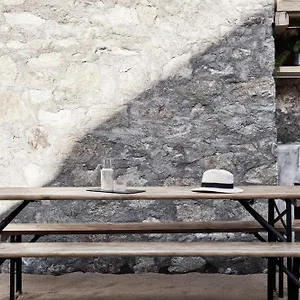 https://nomad-mykonos.hotels-in-mykonosisland.net