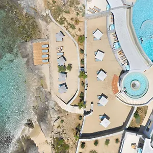Hotel Anax And