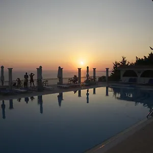 Aparthotel Mouikis Sun Village