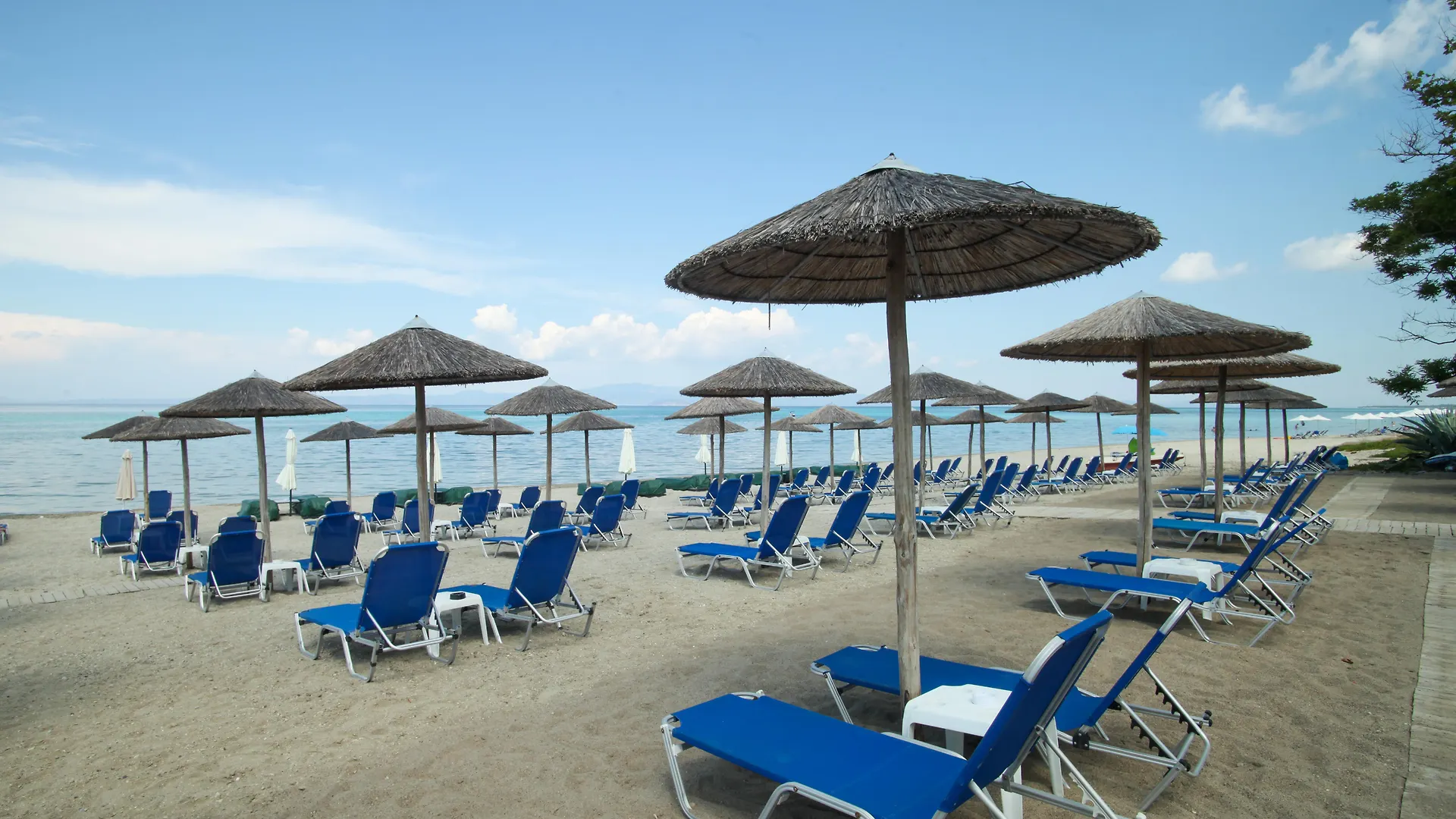Naias Aparthotel Hanioti 3*,  Greece