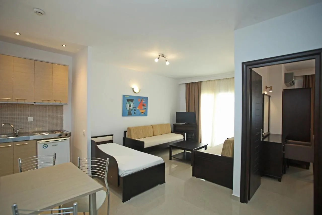 Naias Aparthotel Hanioti